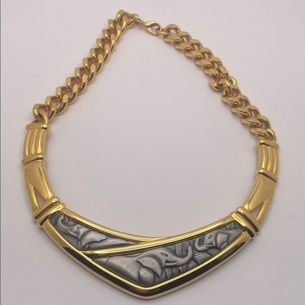Elegant Gold and Silver Necklace with Elefants - Picture 1 of 6